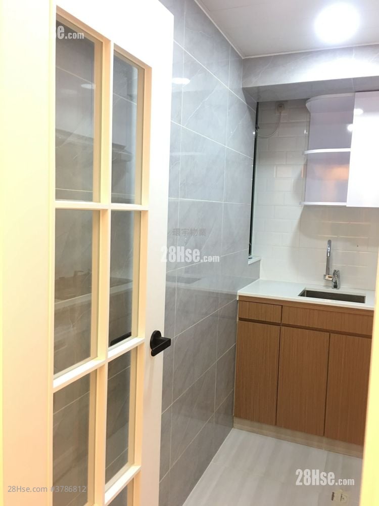 Harmony Garden Sell 2 Bedrooms , 1 Bathroom 404 ft² ( 37.5 m² )