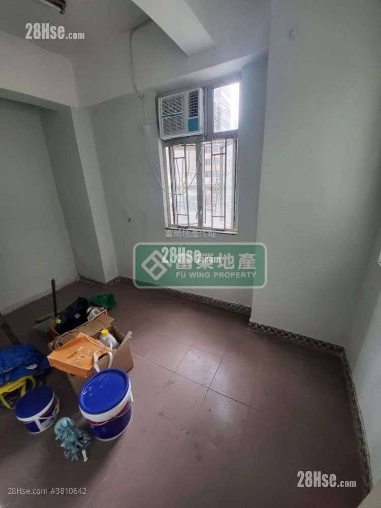 Chinese Mansion Sell 4 Bedrooms , 2 Bathrooms 575 ft² ( 53.4 m² )