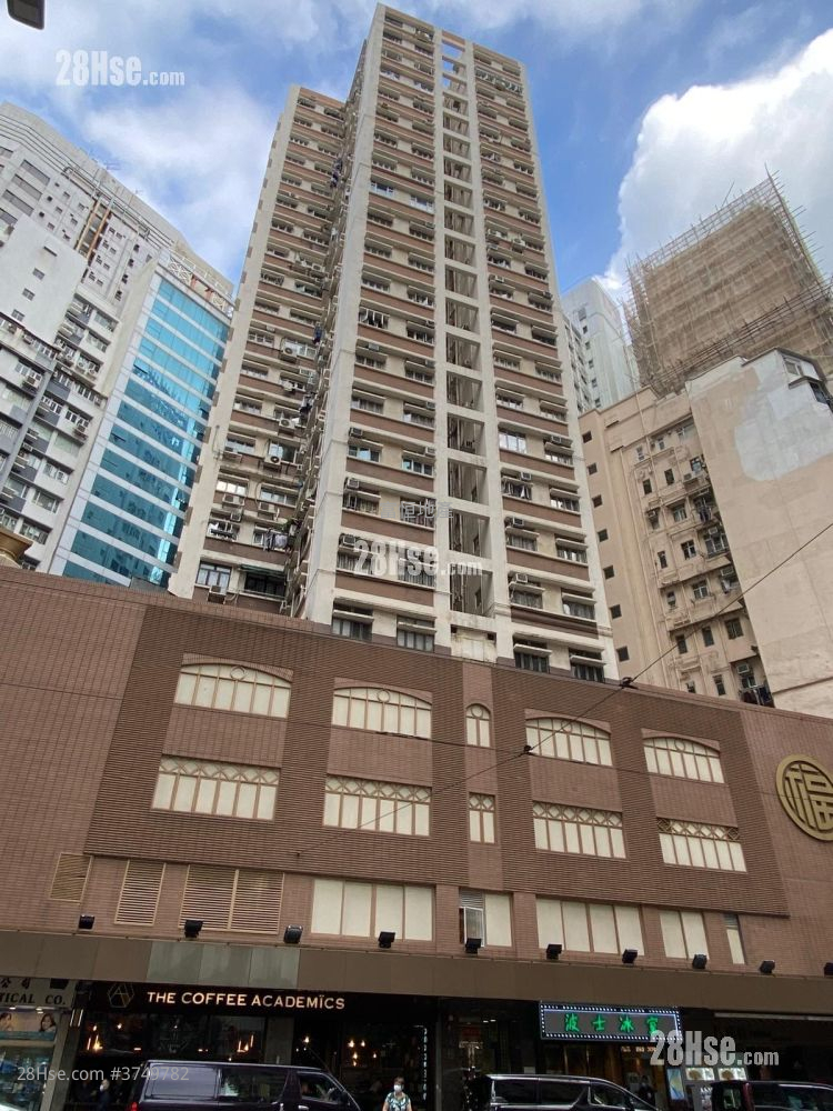 Newman House Sell 2 Bedrooms , 1 Bathroom 476 ft² ( 44.2 m² )