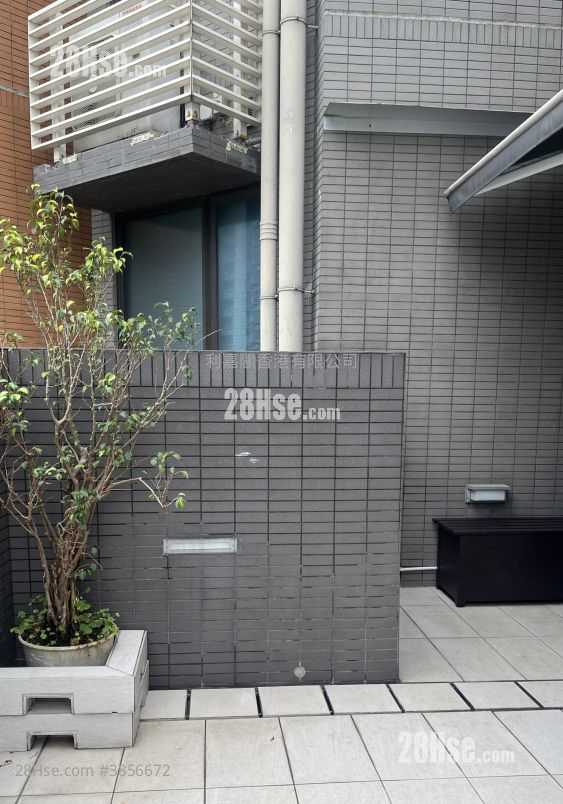 晋海 售盘 3 房 787 平方尺 ( 73.1 平方米 )
