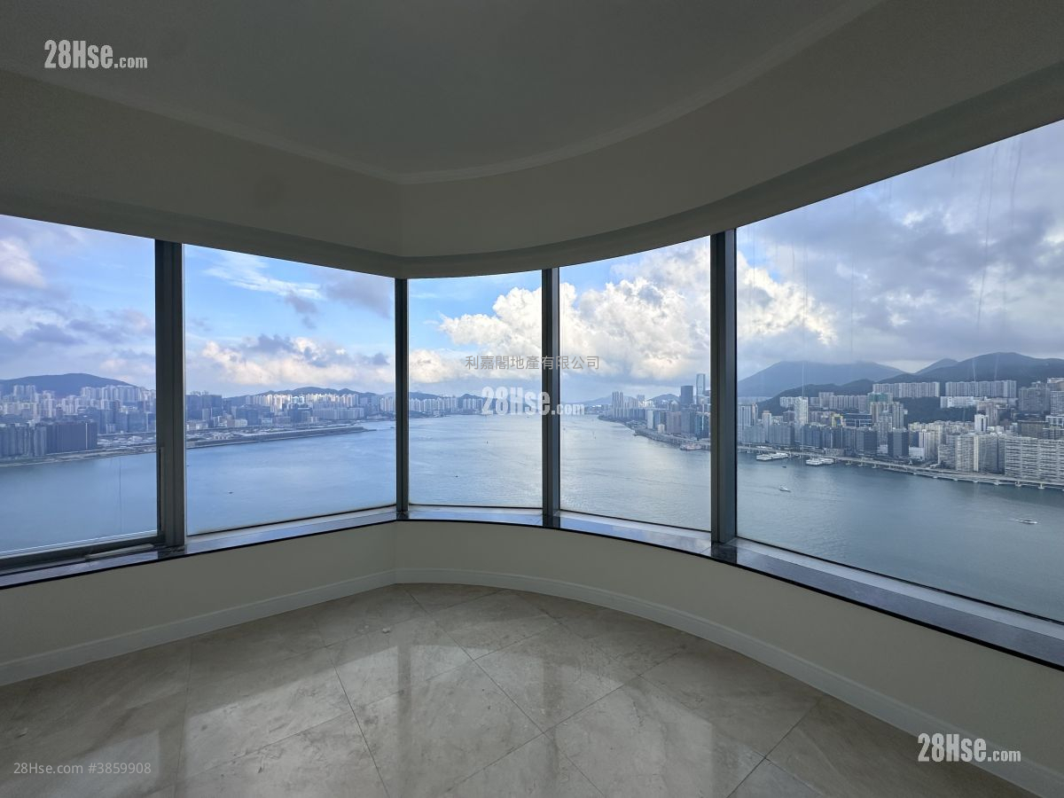 Harbourfront Landmark Sell 4 Bedrooms 1,963 ft² ( 182.4 m² )