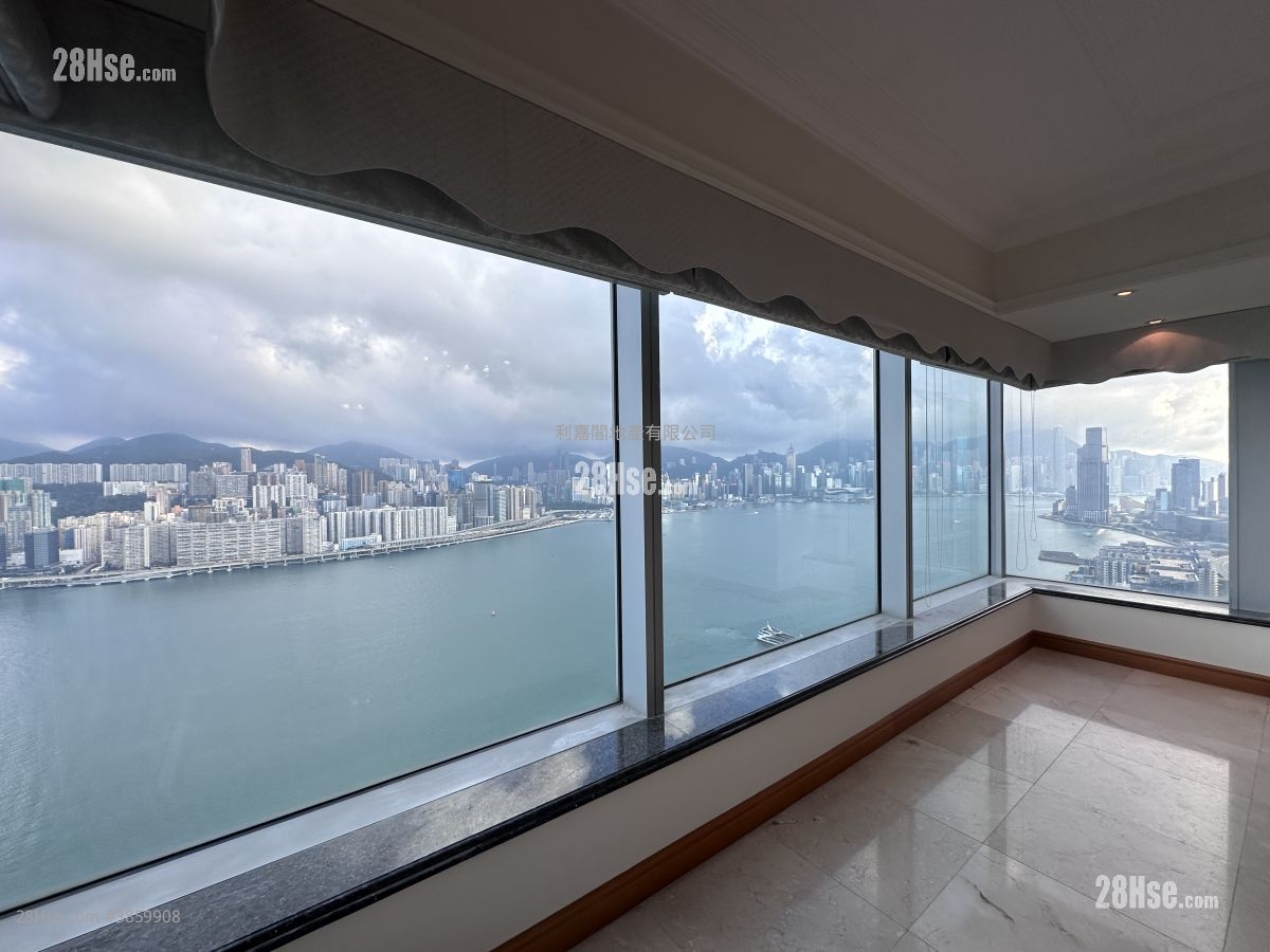 Harbourfront Landmark Sell 4 Bedrooms 1,963 ft² ( 182.4 m² )