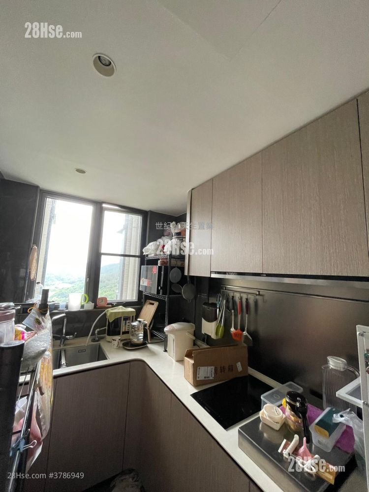 Le Pont Rental 4 Bedrooms , 2 Bathrooms 829 ft² ( 77.0 m² )
