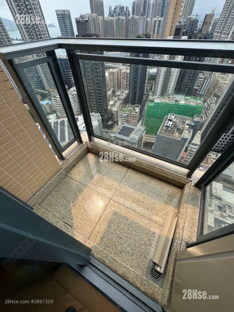 Park Summit Sell 3 Bedrooms 654 ft² ( 60.8 m² )
