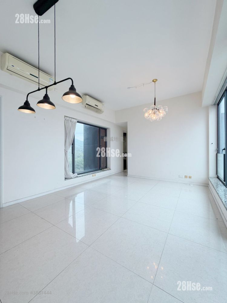 Crown By The Sea Sell 5+ Bedrooms , 3 Bathrooms 1,026 ft² ( 95.3 m² )