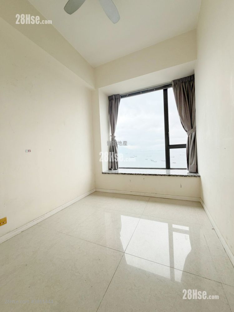 Crown By The Sea Sell 5+ Bedrooms , 3 Bathrooms 1,026 ft² ( 95.3 m² )