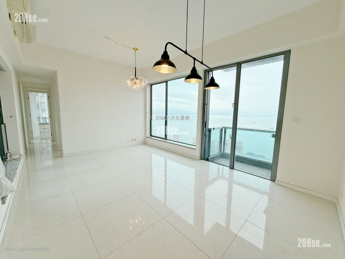 Crown By The Sea Sell 3 Bedrooms , 1 Bathroom 1,026 ft² ( 95.3 m² )