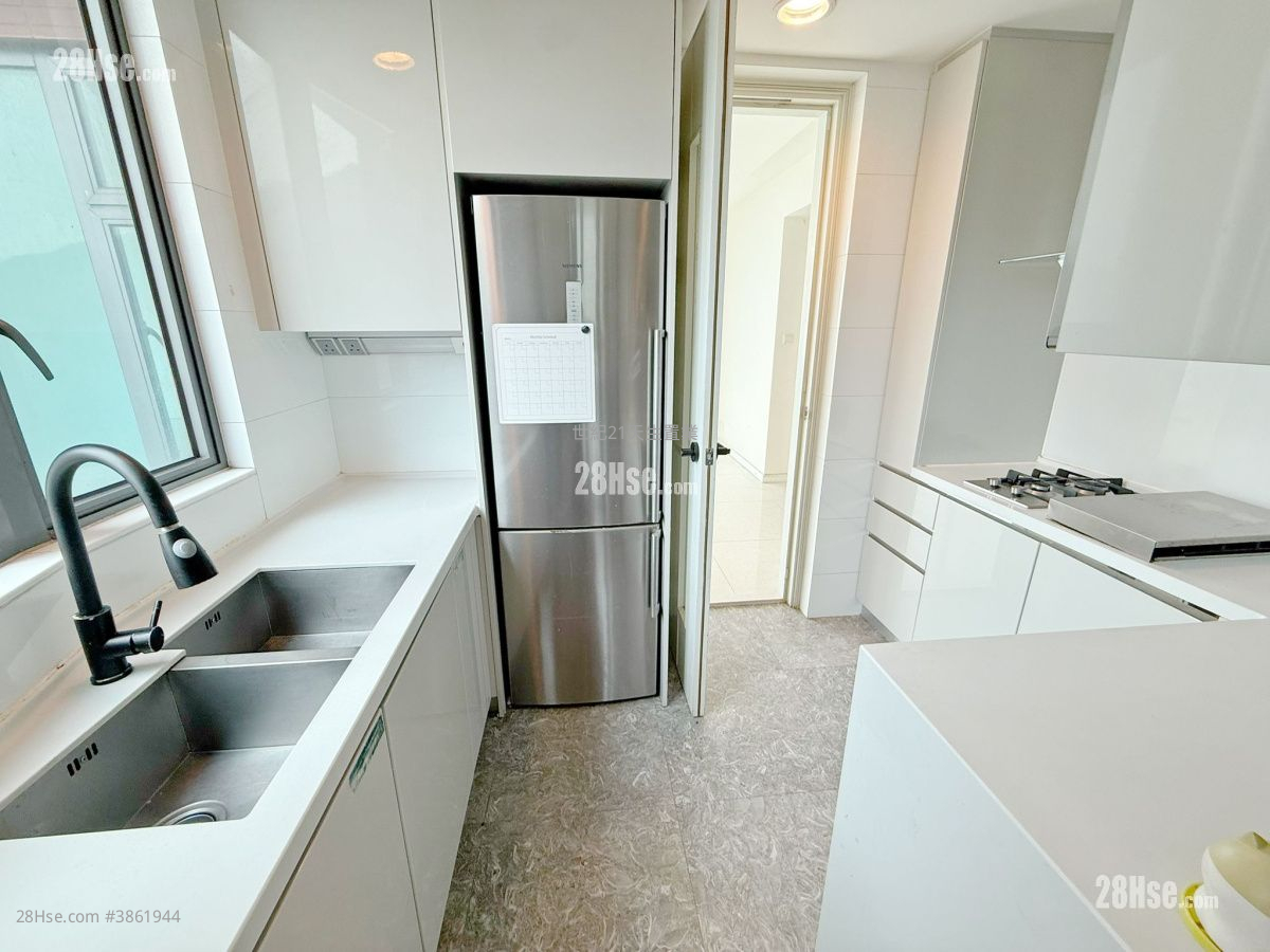 Crown By The Sea Sell 3 Bedrooms , 1 Bathroom 1,026 ft² ( 95.3 m² )