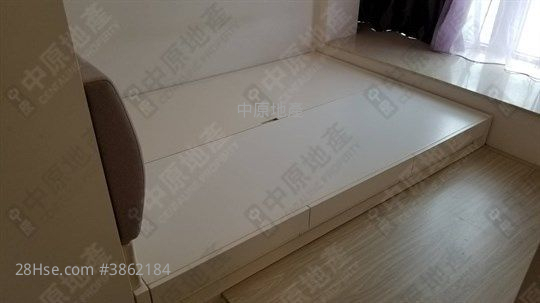 Lime Stardom Sell 2 Bedrooms , 1 Bathroom 473 ft² ( 43.9 m² )