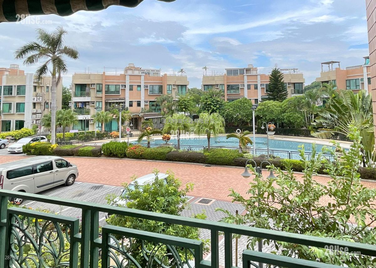 Deep Bay Grove Sell 2 Bedrooms , 1 Bathroom 365 ft² ( 33.9 m² )