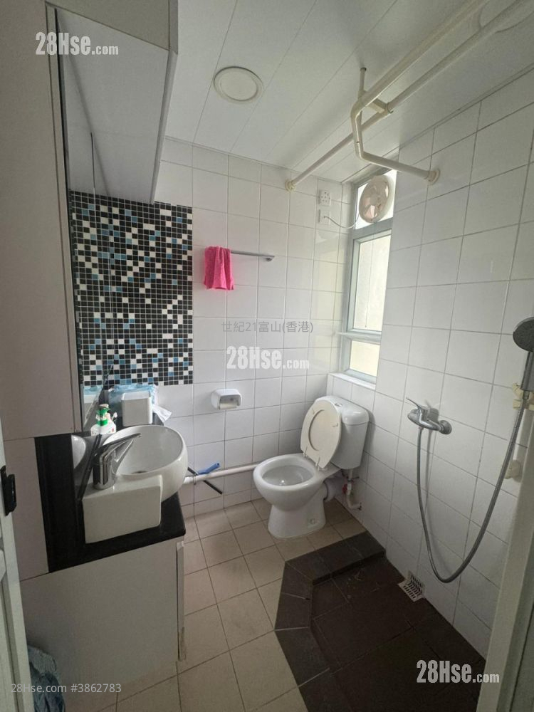 King Tai Court Sell 1 Bathroom 286 ft² ( 26.6 m² )