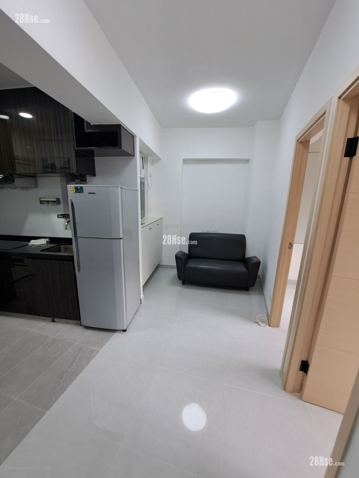 Wai Lee Building Rental 2 Bedrooms , 1 Bathroom 365 ft² ( 33.9 m² )