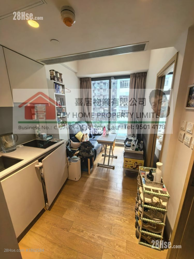 The Astro Sell 1 Bedroom , 1 Bathroom 238 ft² ( 22.1 m² )