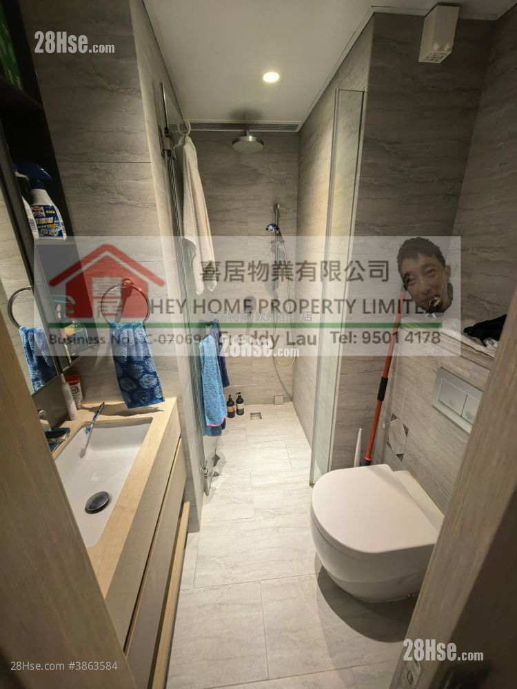 The Astro Sell 1 Bedroom , 1 Bathroom 238 ft² ( 22.1 m² )