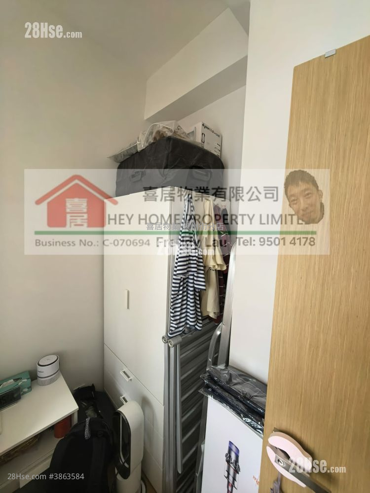 The Astro Sell 1 Bedroom , 1 Bathroom 238 ft² ( 22.1 m² )