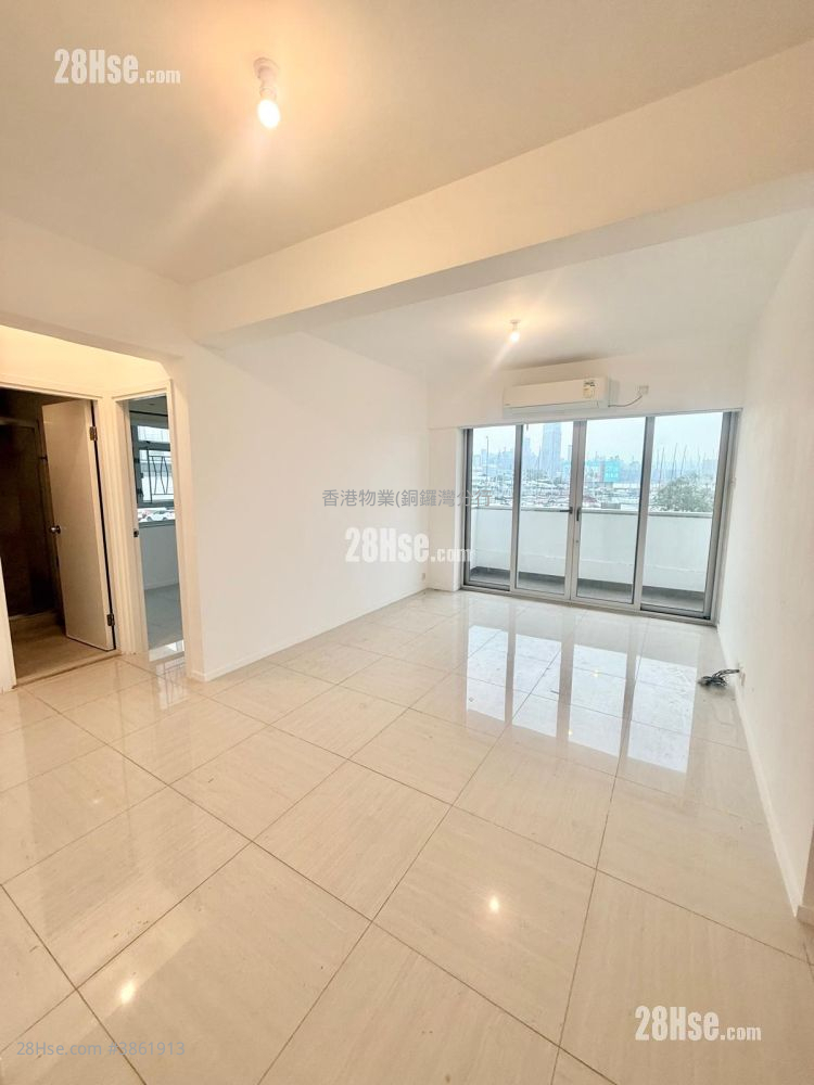 Riviera Mansion Rental 4 Bedrooms , 3 Bathrooms 1,068 ft² ( 99.2 m² )