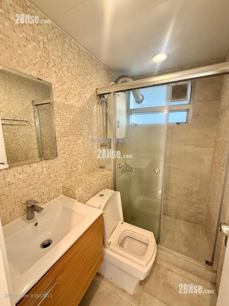 Riviera Mansion Rental 4 Bedrooms , 3 Bathrooms 1,068 ft² ( 99.2 m² )