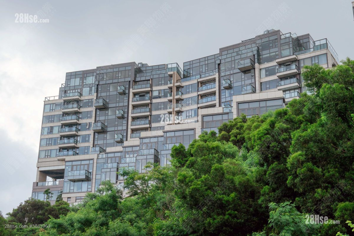 La Cresta Sell 4 Bedrooms 1,602 ft² ( 148.8 m² )