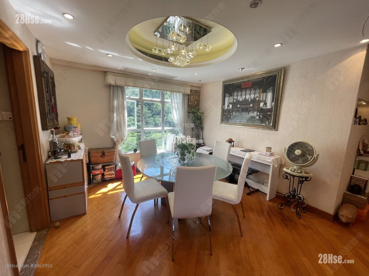 Julimount Garden Sell 4 Bedrooms 1,521 ft² ( 141.3 m² )