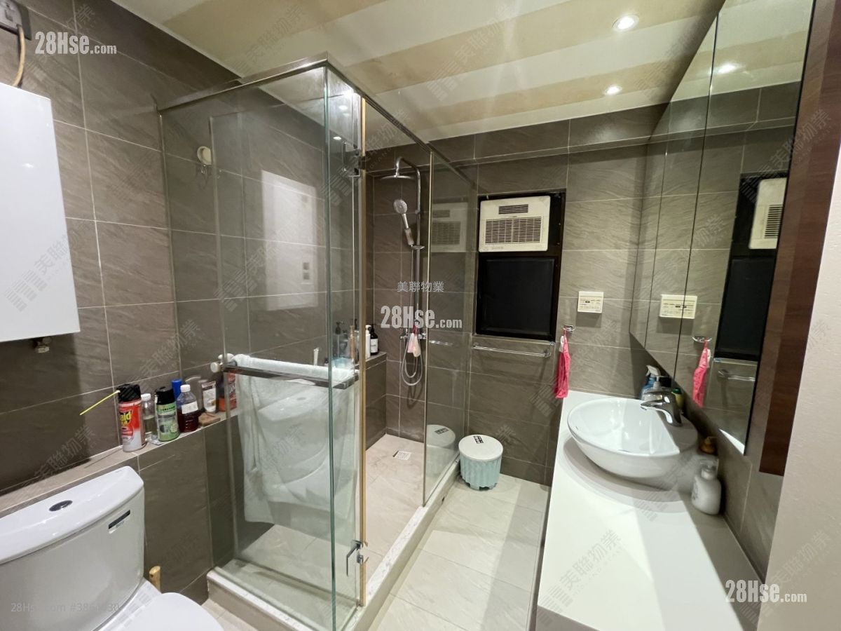 Parc Royale Sell 3 Bedrooms 1,241 ft² ( 115.3 m² )