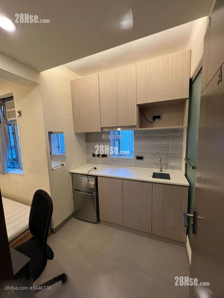 Percival House Rental Studio , 1 Bathroom 150 ft² ( 13.9 m² )