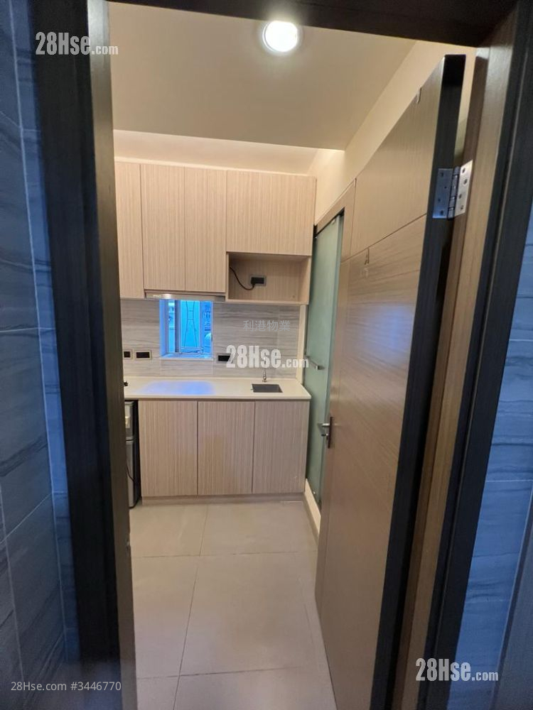 Percival House Rental Studio , 1 Bathroom 150 ft² ( 13.9 m² )