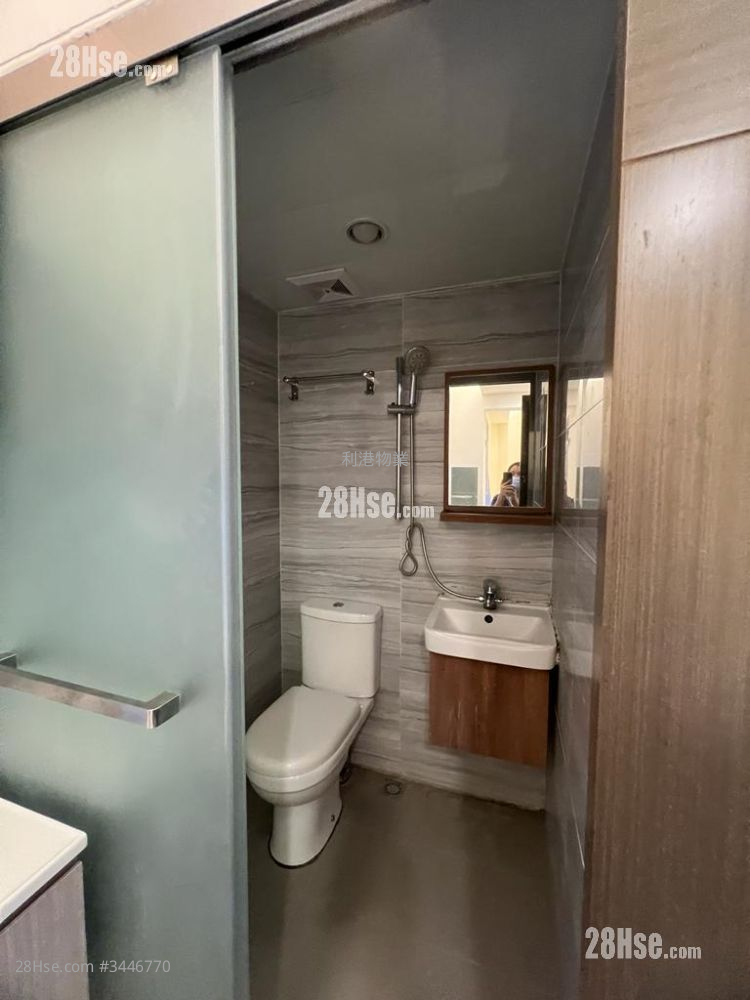 Percival House Rental Studio , 1 Bathroom 150 ft² ( 13.9 m² )