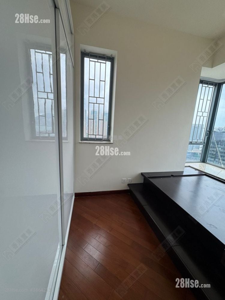 Park Summit Sell 3 Bedrooms , 2 Bathrooms 654 ft² ( 60.8 m² )