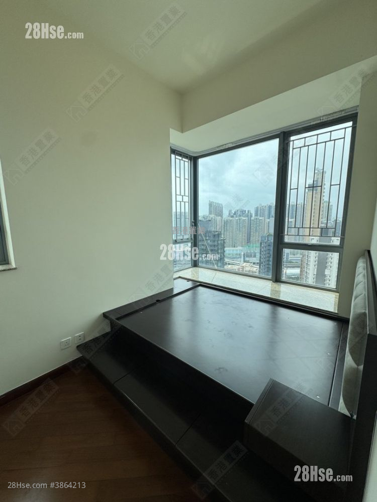 Park Summit Sell 3 Bedrooms , 2 Bathrooms 654 ft² ( 60.8 m² )