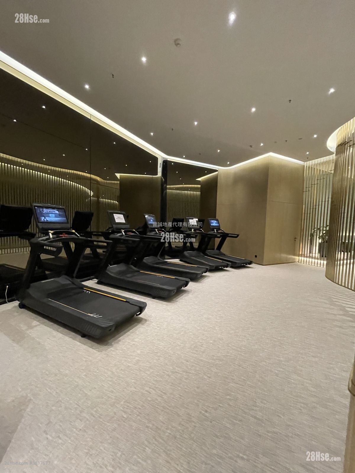 The Carmel Sell Studio , 1 Bathroom 270 ft² ( 25.1 m² )