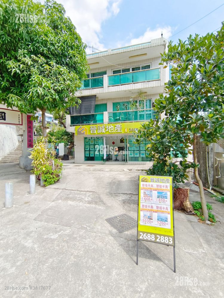 The Carmel Sell Studio , 1 Bathroom 270 ft² ( 25.1 m² )