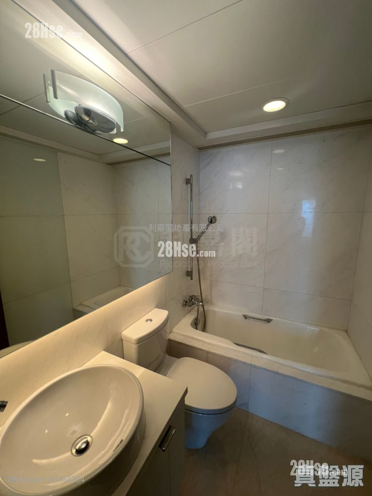 Bellagio Sell 3 Bedrooms 1,814 ft² ( 168.5 m² )
