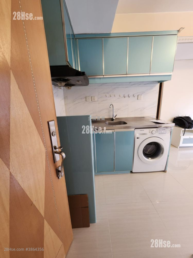 Ka Wing Building Sell 2 Bedrooms , 1 Bathroom 304 ft² ( 28.2 m² )