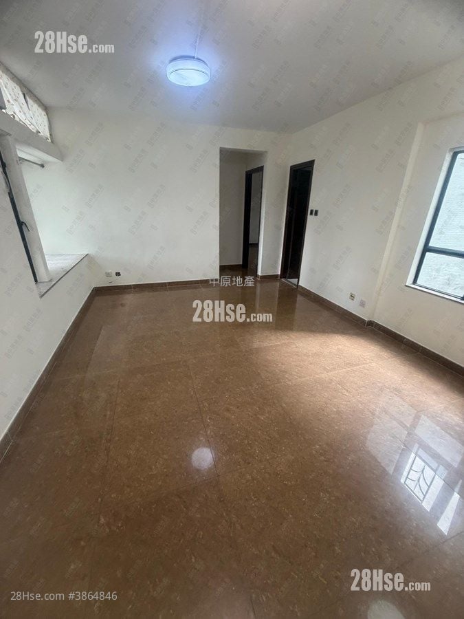 Tai Hing Gardens Sell 2 Bedrooms 544 ft² ( 50.5 m² )