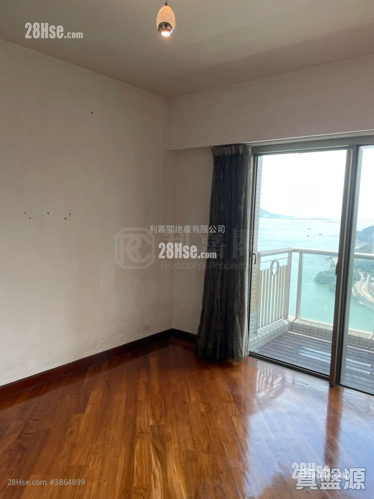 Bellagio Sell 3 Bedrooms 818 ft² ( 76.0 m² )