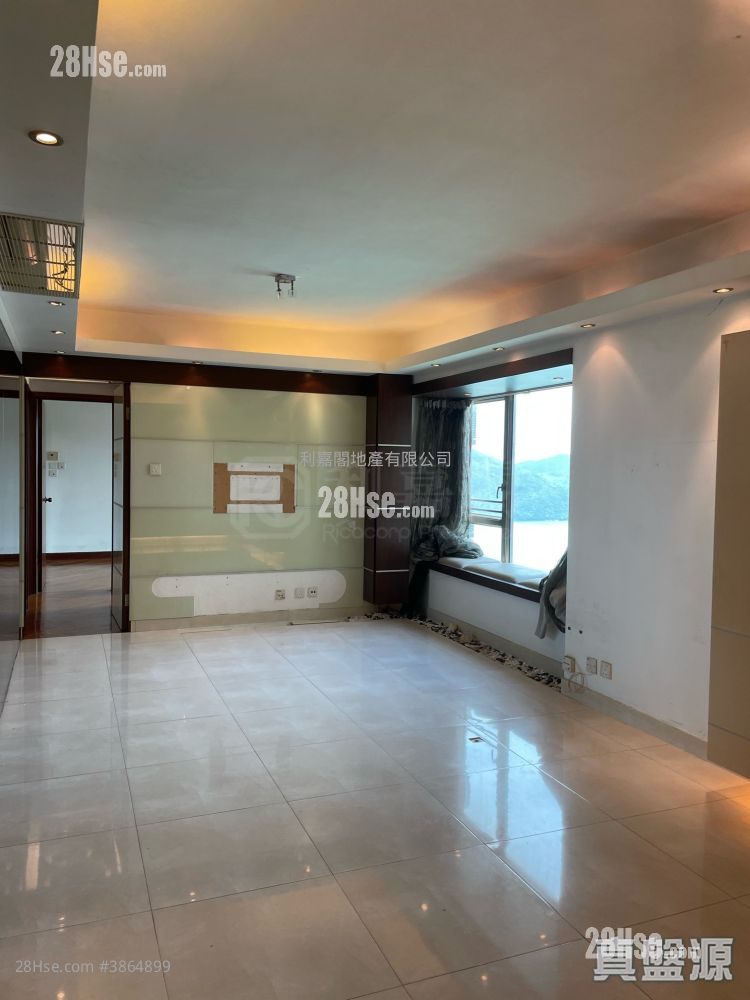 Bellagio Sell 3 Bedrooms 818 ft² ( 76.0 m² )