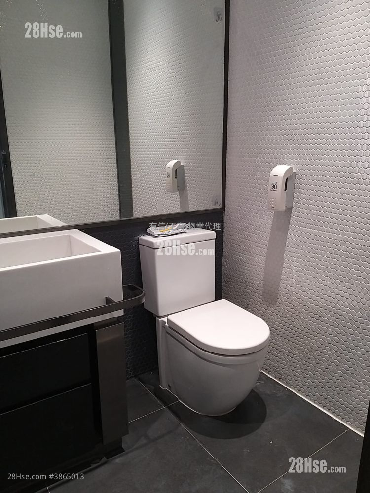 Kimberland Centre Rental 1 Toilet