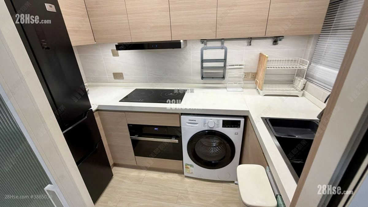 Tai Hing Gardens Sell 2 Bedrooms 447 ft² ( 41.5 m² )