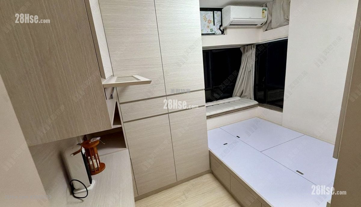 Tai Hing Gardens Sell 2 Bedrooms 447 ft² ( 41.5 m² )
