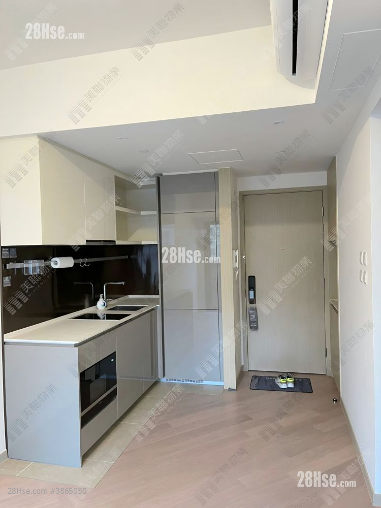 Mount Regency Sell 2 Bedrooms , 1 Bathroom 386 ft² ( 35.9 m² )