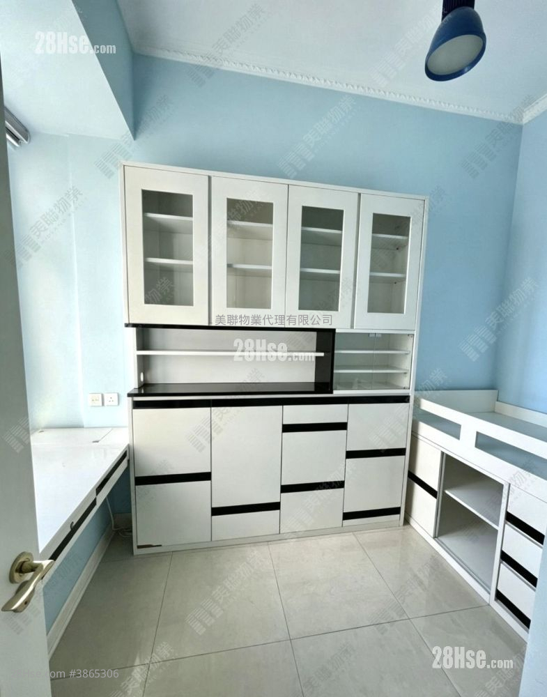 The Cairnhill Sell 3 Bedrooms , 3 Bathrooms 1,008 ft² ( 93.6 m² )