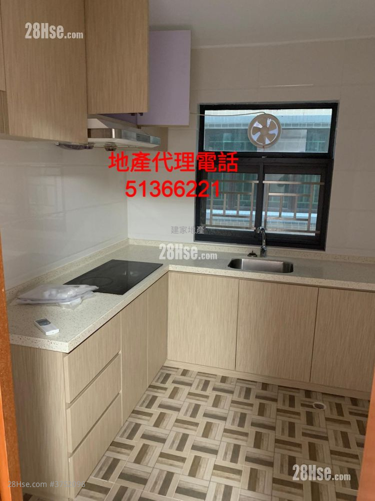 Village Rental 2 Bedrooms , 2 Bathrooms 700 ft² ( 65.0 m² )
