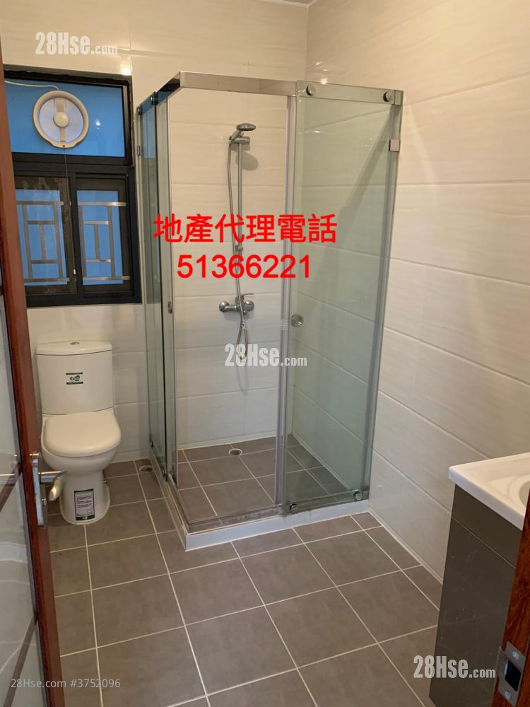Village Rental 2 Bedrooms , 2 Bathrooms 700 ft² ( 65.0 m² )