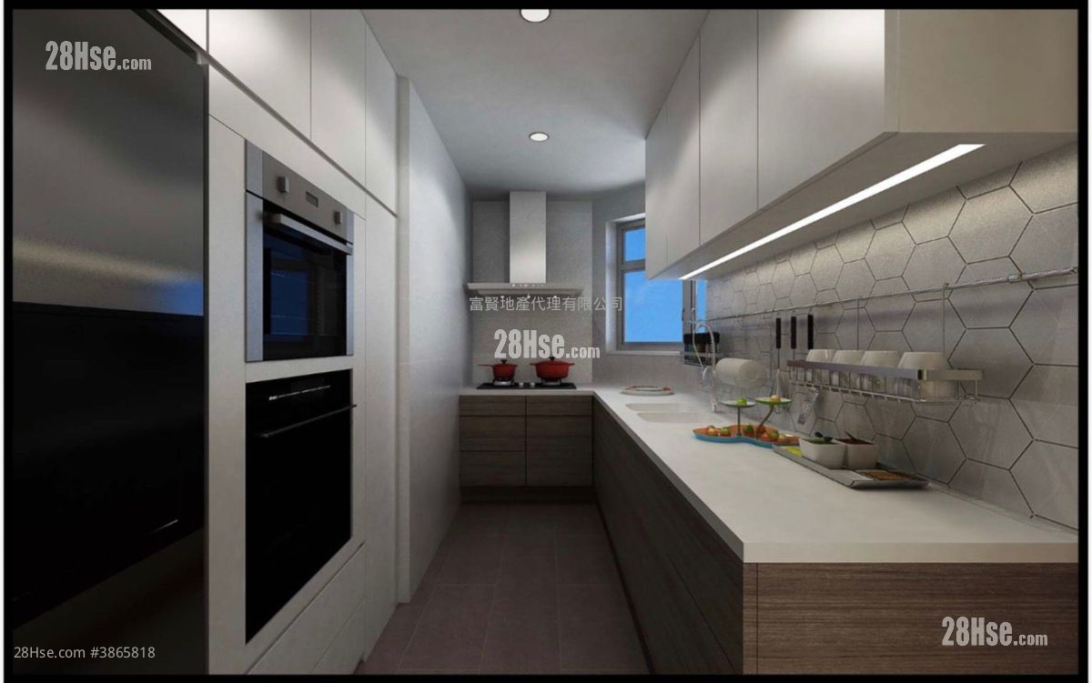 Bellagio Sell 5+ Bedrooms , 3 Bathrooms 817 ft² ( 75.9 m² )