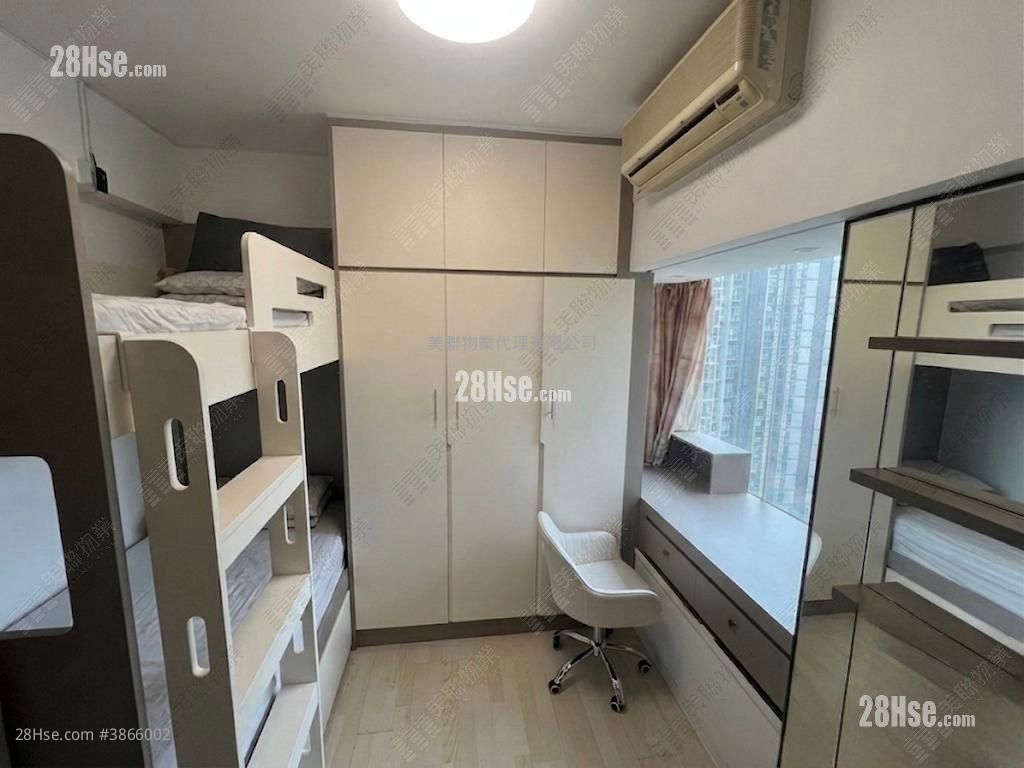Island Harbourview Sell 3 Bedrooms , 2 Bathrooms 904 ft² ( 84.0 m² )