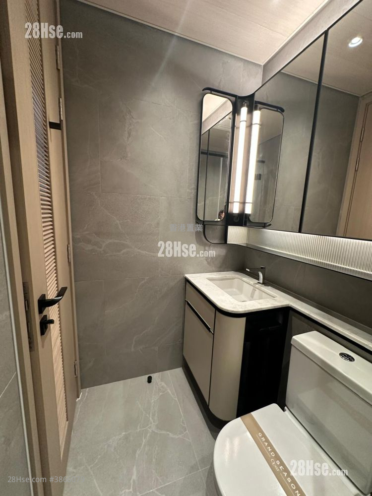 Grand Seasons Rental 1 Bedroom , 1 Bathroom 322 ft² ( 29.9 m² )