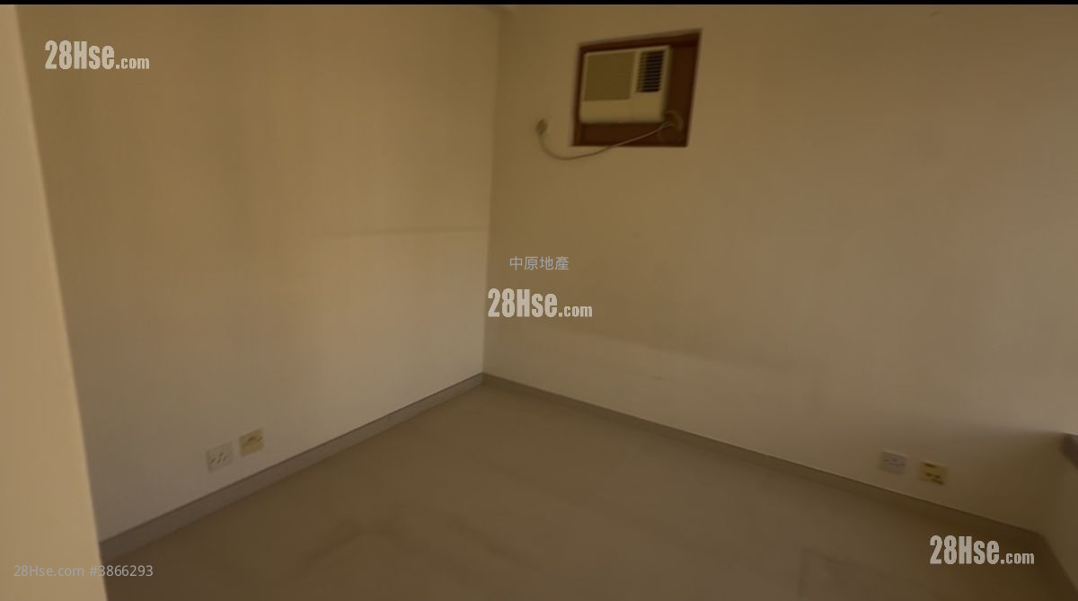 Sunshine City Sell 2 Bedrooms 465 ft² ( 43.2 m² )