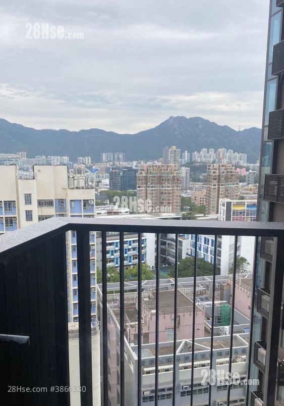 Mantin Heights Rental 2 Bedrooms , 1 Bathroom 571 ft² ( 53.0 m² )