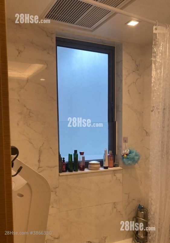 Mantin Heights Rental 2 Bedrooms , 1 Bathroom 571 ft² ( 53.0 m² )