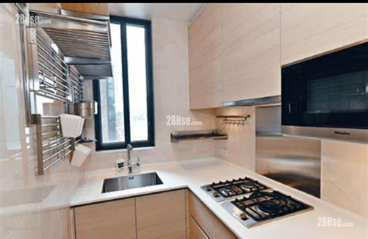 Mantin Heights Rental 2 Bedrooms , 1 Bathroom 571 ft² ( 53.0 m² )